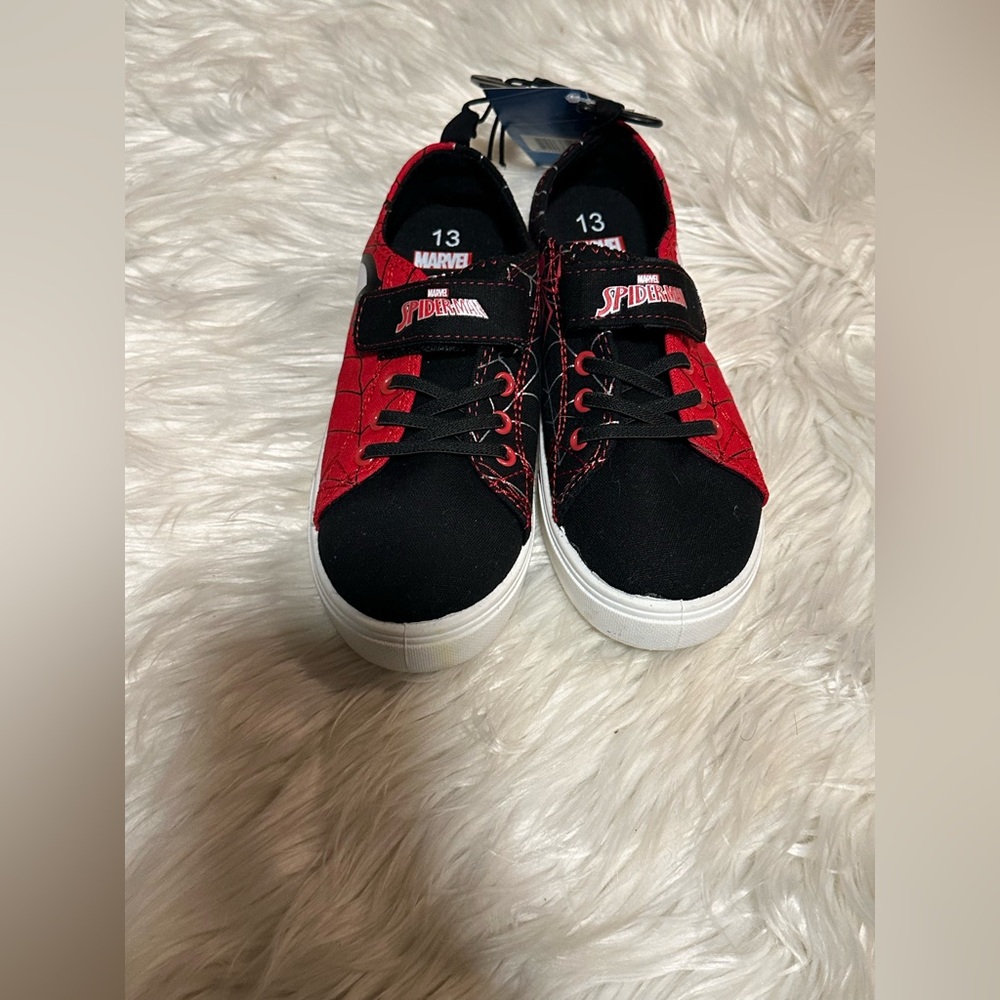 Marvel Spider-Man Kids Sneakers - Red and Black